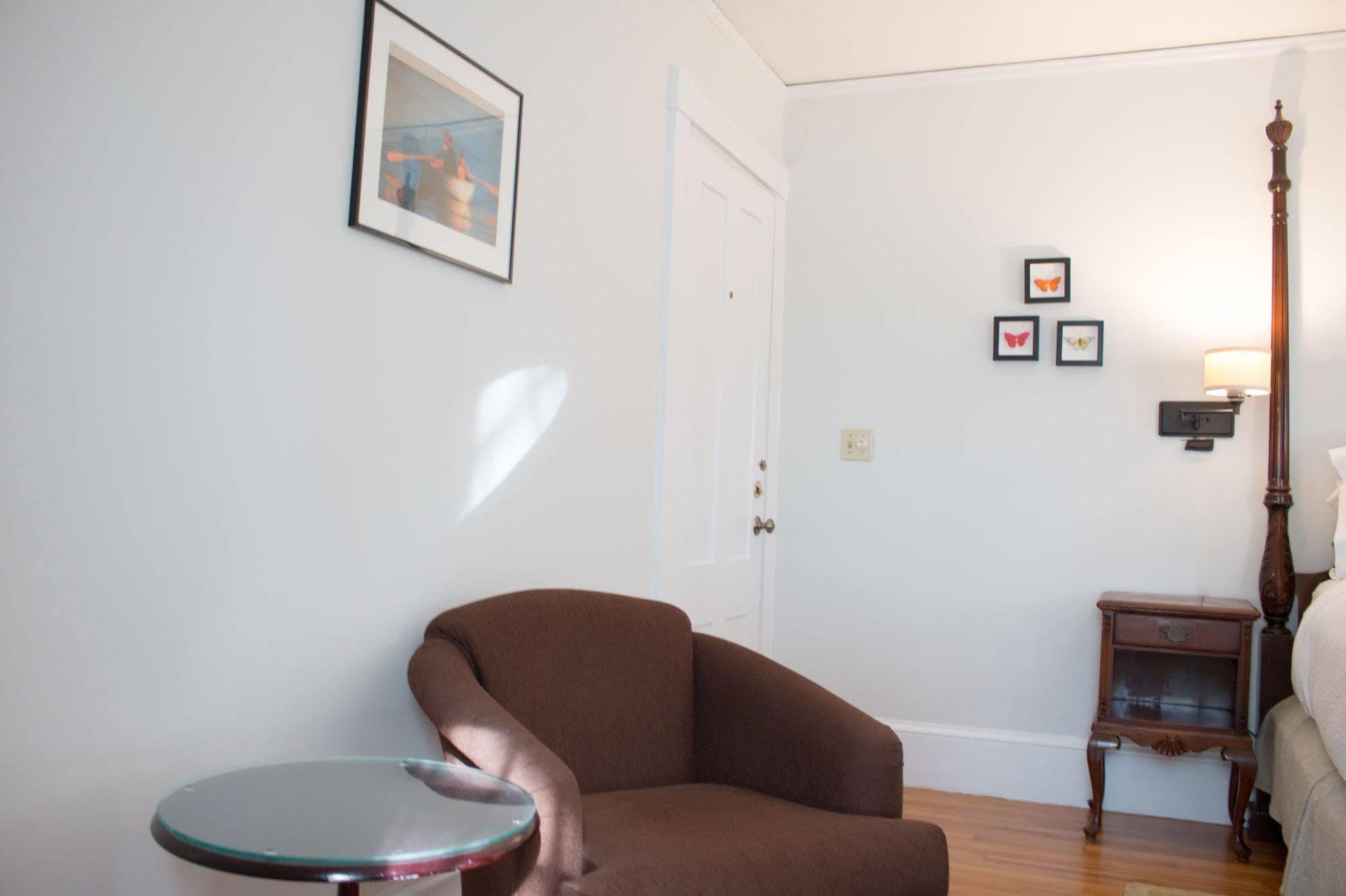 Hotel Camden Windward House Extérieur photo
